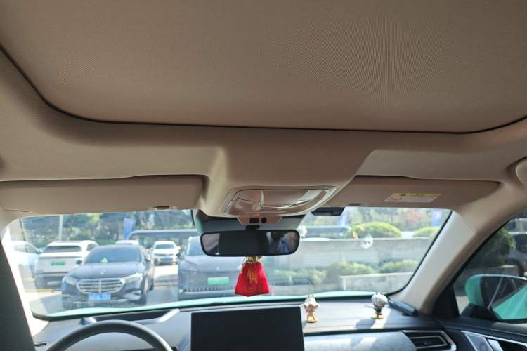 Used Wey Macchiato 2021 1.5L DHT Master Edition Headliner
