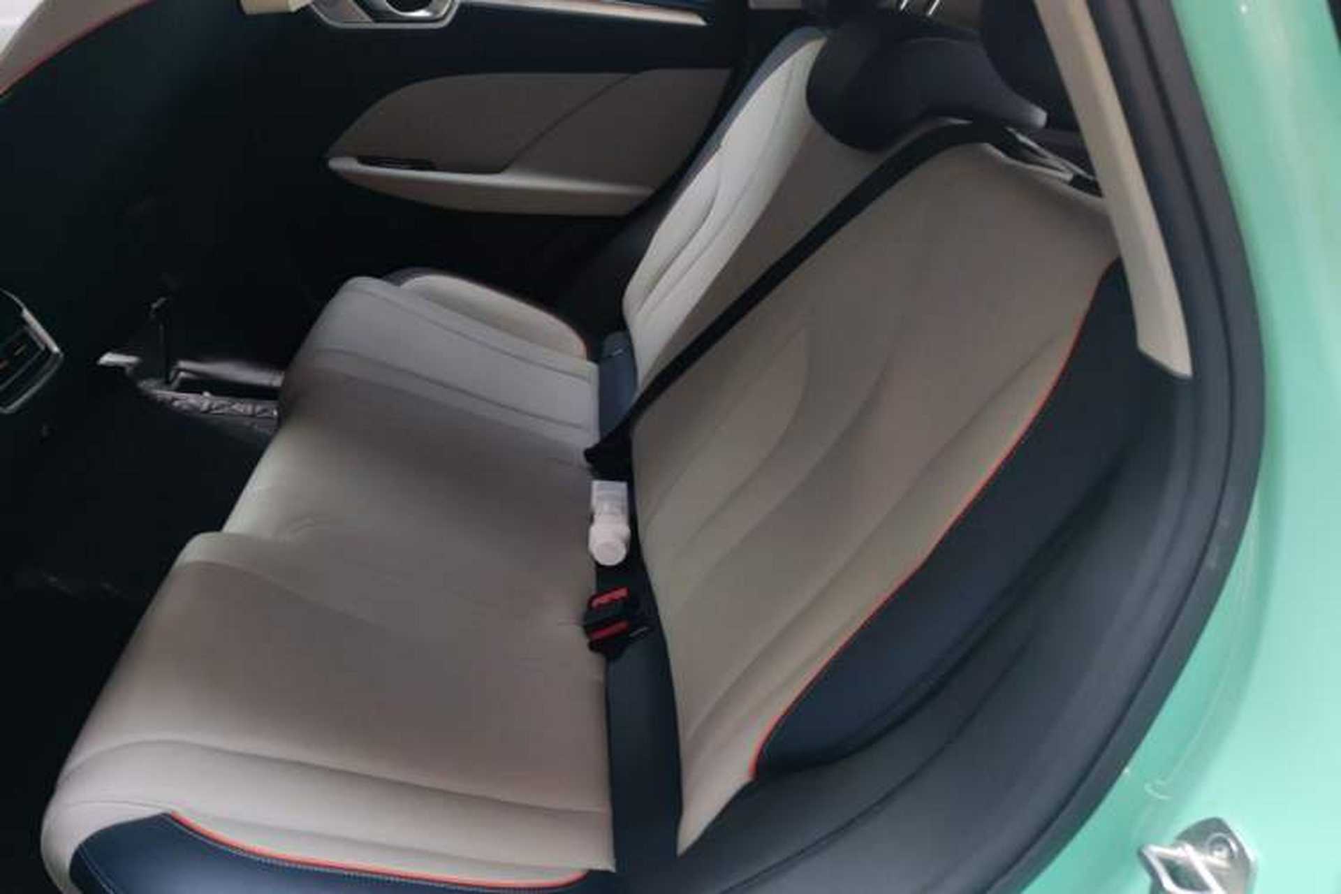 Used Wey Macchiato 2021 1.5L DHT Master Edition Left Rear Seat