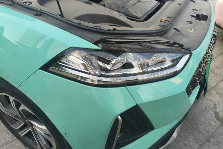 Used Wey Macchiato 2021 1.5L DHT Master Edition Right Front Headlight