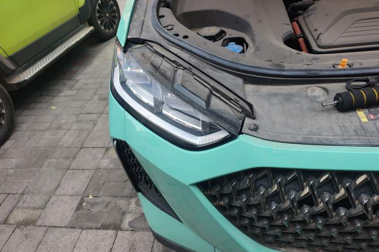 Used Wey Macchiato 2021 1.5L DHT Master Edition Right Front Headlight