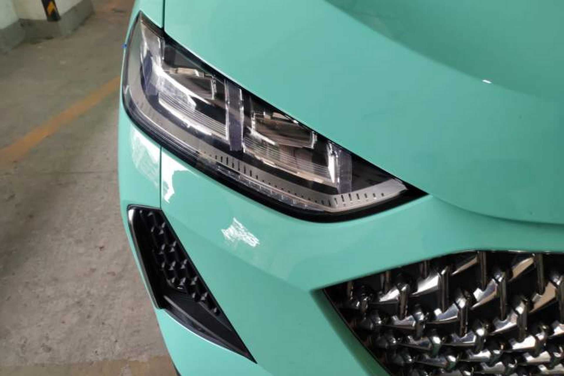 Used Wey Macchiato 2021 1.5L DHT Master Edition Right Front Headlight