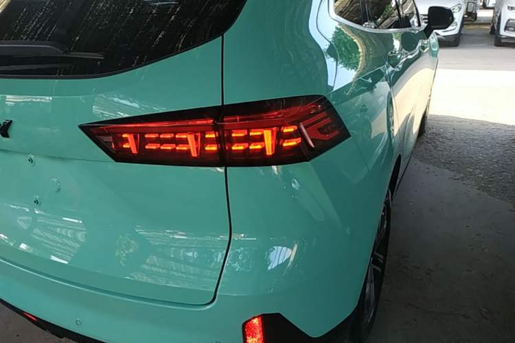 Used Wey Macchiato 2021 1.5L DHT Master Edition Right Rear Taillight
