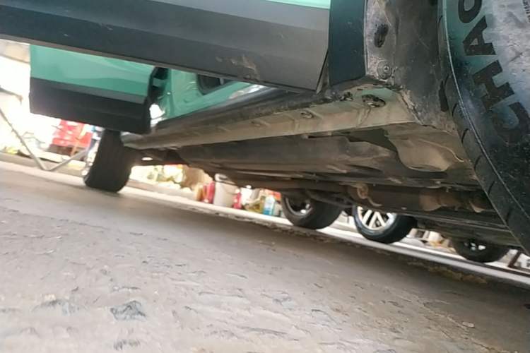 Used Wey Macchiato 2021 1.5L DHT Master Edition Right Side Sill