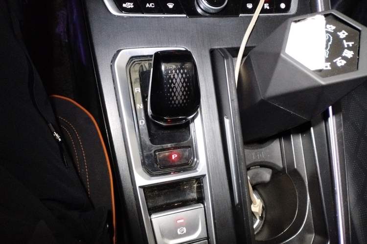 Used Wey Macchiato 2021 1.5L DHT Master Edition Gear Lever