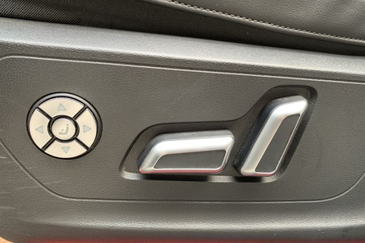 Used Wey Macchiato 2021 1.5L DHT Master Edition Interior 10