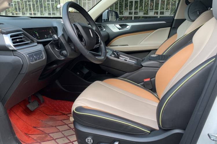 Used Wey Macchiato 2021 1.5L DHT Master Edition Interior 12