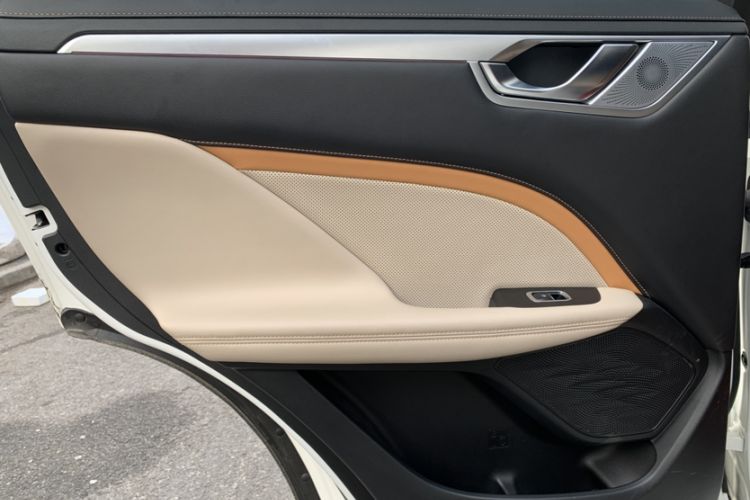 Used Wey Macchiato 2021 1.5L DHT Master Edition Interior 5