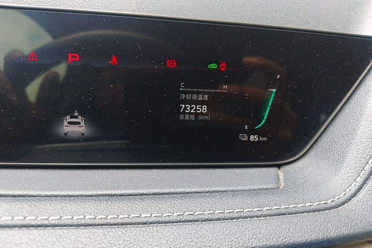 Used Wey Macchiato 2021 1.5L DHT Custom Edition Odometer Close Up
