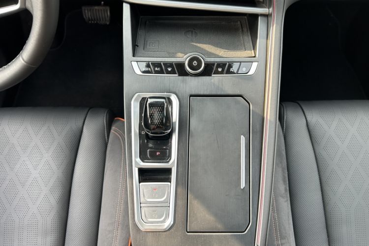 Used Wey Macchiato DHT-PHEV 2021 1.5L Master Edition Gear Lever