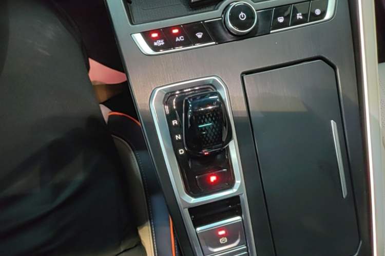 Used Wey Macchiato DHT-PHEV 2021 1.5L Master Edition Gear Lever