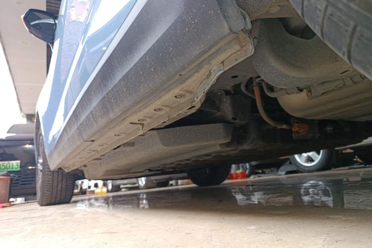 Used Wey Macchiato DHT-PHEV 2021 1.5L Special Edition Left Side Sill