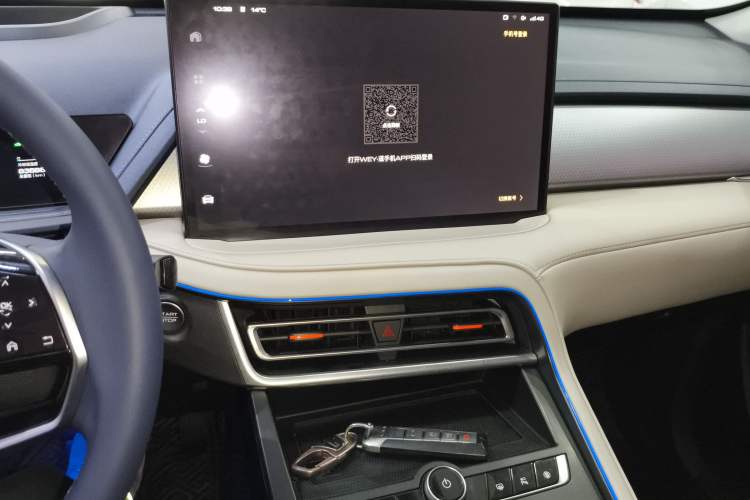 Used Wey Macchiato DHT-PHEV 2021 1.5L Special Edition Audio And AC Panel
