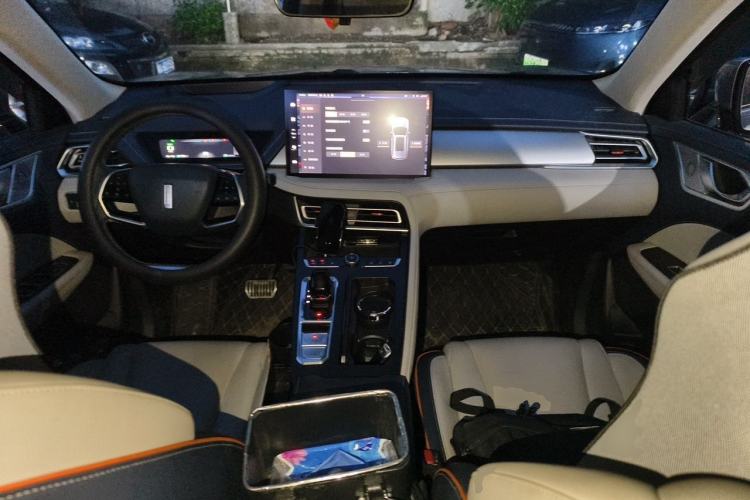 Used Wey Macchiato DHT-PHEV 2021 1.5L Special Edition Center Console