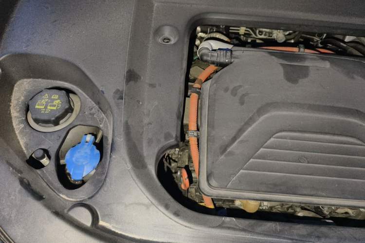 Used Wey Macchiato DHT-PHEV 2021 1.5L Special Edition Engine Bay Right