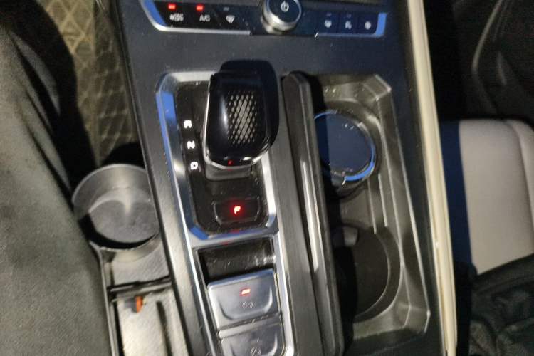 Used Wey Macchiato DHT-PHEV 2021 1.5L Special Edition Gear Lever