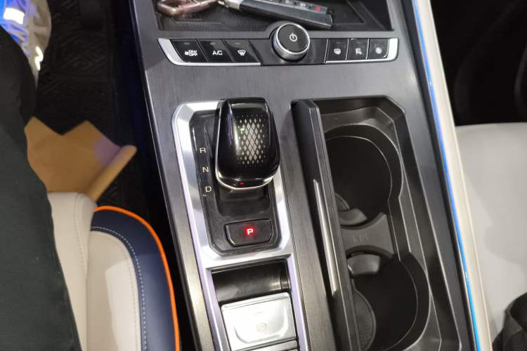 Used Wey Macchiato DHT-PHEV 2021 1.5L Special Edition Gear Lever