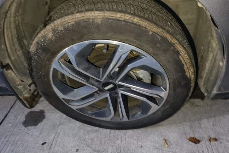 Used Wey Macchiato DHT-PHEV 2021 1.5L Special Edition Right Front Wheel Hub