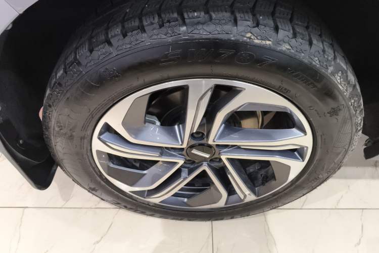 Used Wey Macchiato DHT-PHEV 2021 1.5L Special Edition Right Rear Wheel Hub