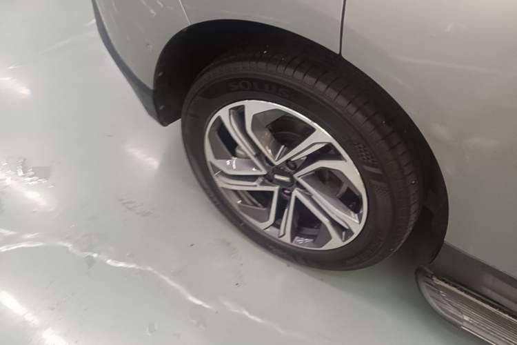 Used Wey Macchiato DHT-PHEV 2021 1.5L Master Edition Right Rear Wheel Hub