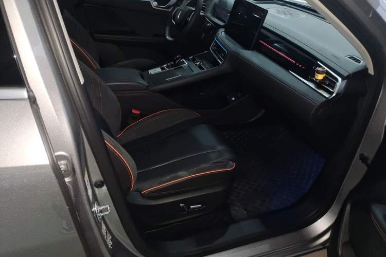 Used Wey Macchiato DHT-PHEV 2021 1.5L Master Edition Right Front Seat
