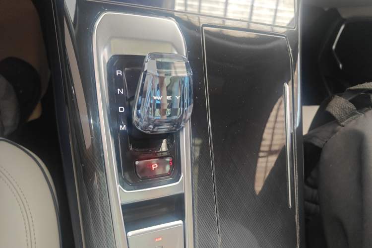 Used Wey Mocha 2021 2.0T Four-Wheel Drive Premium Edition Gear Lever