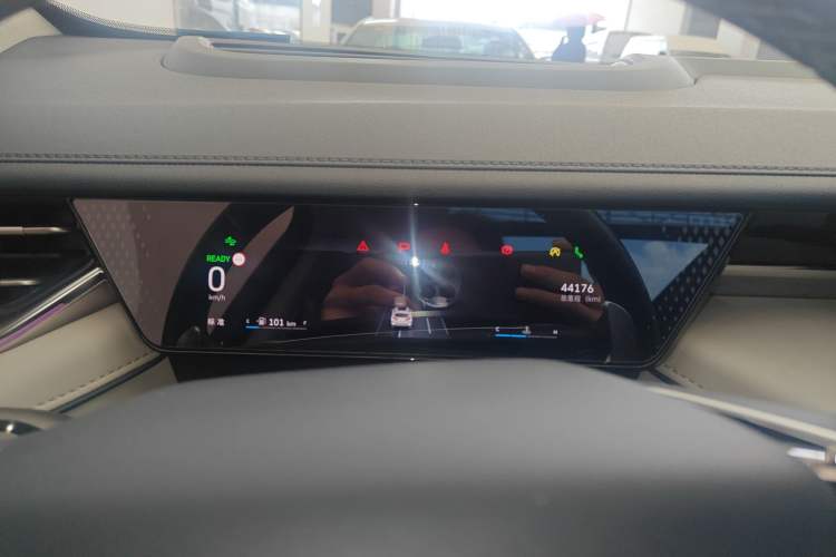 Used Wey Mocha 2021 2.0T Four-Wheel Drive Premium Edition Instrument Cluster