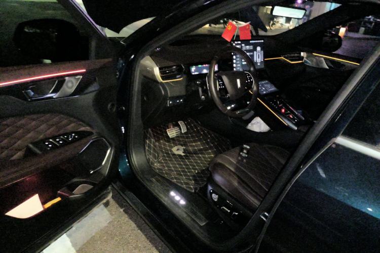 Used Wey Mocha 2021 2.0T Four-Wheel Drive Premium Edition Interior 3