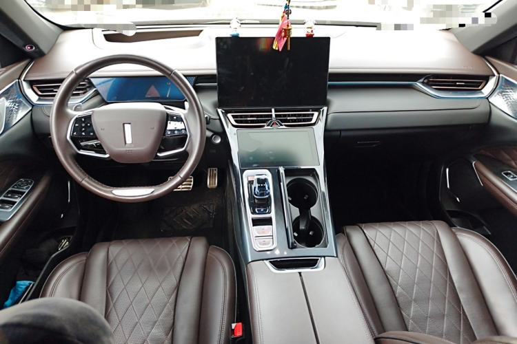 Used Wey Mocha 2021 2.0T Two-Wheel-Drive Premium Edition Center Console