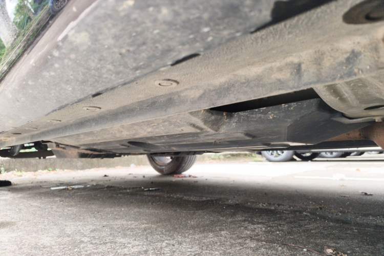 Used Wey Mocha 2021 2.0T Two-Wheel-Drive Ultra-Strong Version Chassis Front Right