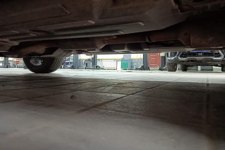 Used Wey Mocha 2021 2.0T Four-Wheel Drive Premium Edition Chassis Front Right