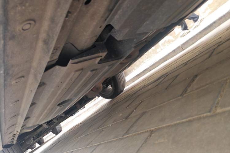 Used Wey Mocha 2021 2.0T Two-Wheel-Drive Ultra-Strong Version Chassis Rear Left