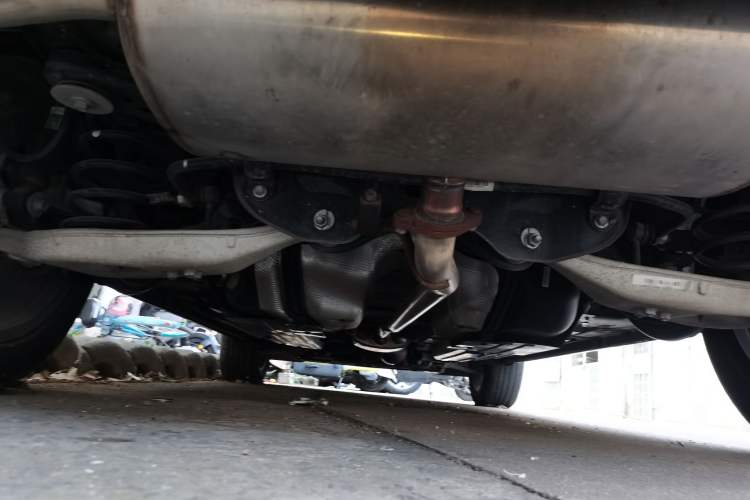 Used Wey Mocha 2021 2.0T Two-Wheel-Drive Ultra-Strong Version Chassis Rear
