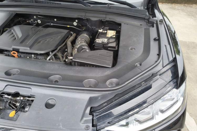 Used Wey Mocha 2021 2.0T Two-Wheel-Drive Ultra-Strong Version Engine Bay Left