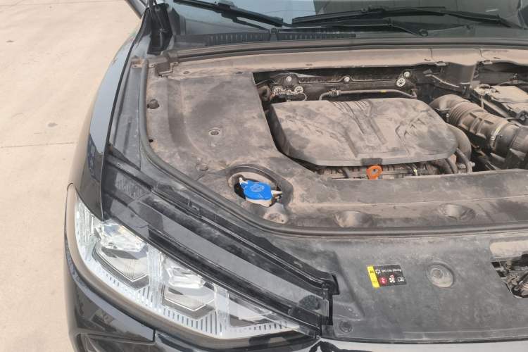 Used Wey Mocha 2021 2.0T Two-Wheel-Drive Ultra-Strong Version Engine Bay Right