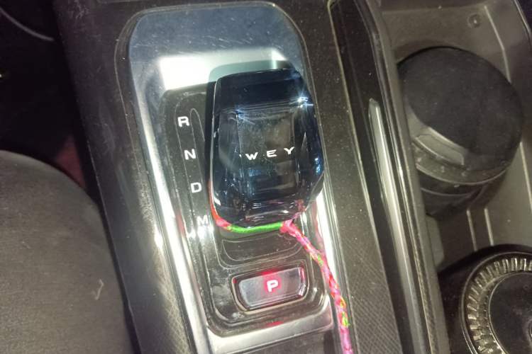 Used Wey Mocha 2021 2.0T Four-Wheel Drive Premium Edition Gear Lever