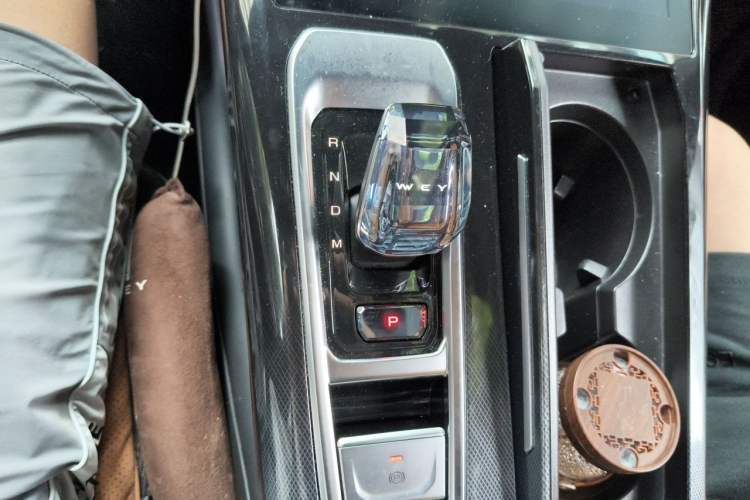 Used Wey Mocha 2021 2.0T Two-Wheel-Drive Premium Edition Gear Lever