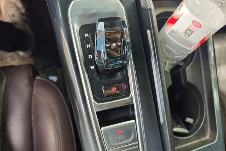 Used Wey Mocha 2021 2.0T Two-Wheel-Drive Premium Edition Gear Lever