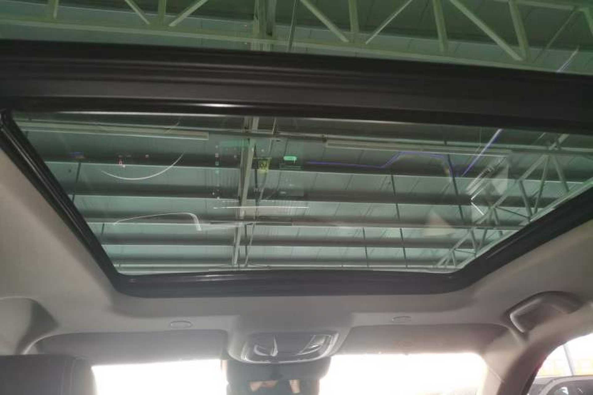Used Wey Mocha 2021 2.0T Two-Wheel-Drive Ultra-Strong Version Headliner