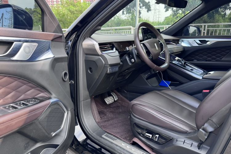Used Wey Mocha 2021 2.0T Two-Wheel-Drive Ultra-Strong Version Interior 1