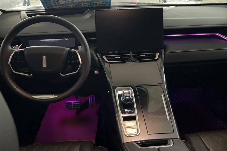 Used Wey Mocha 2021 2.0T Two-Wheel-Drive Premium Edition Interior 3