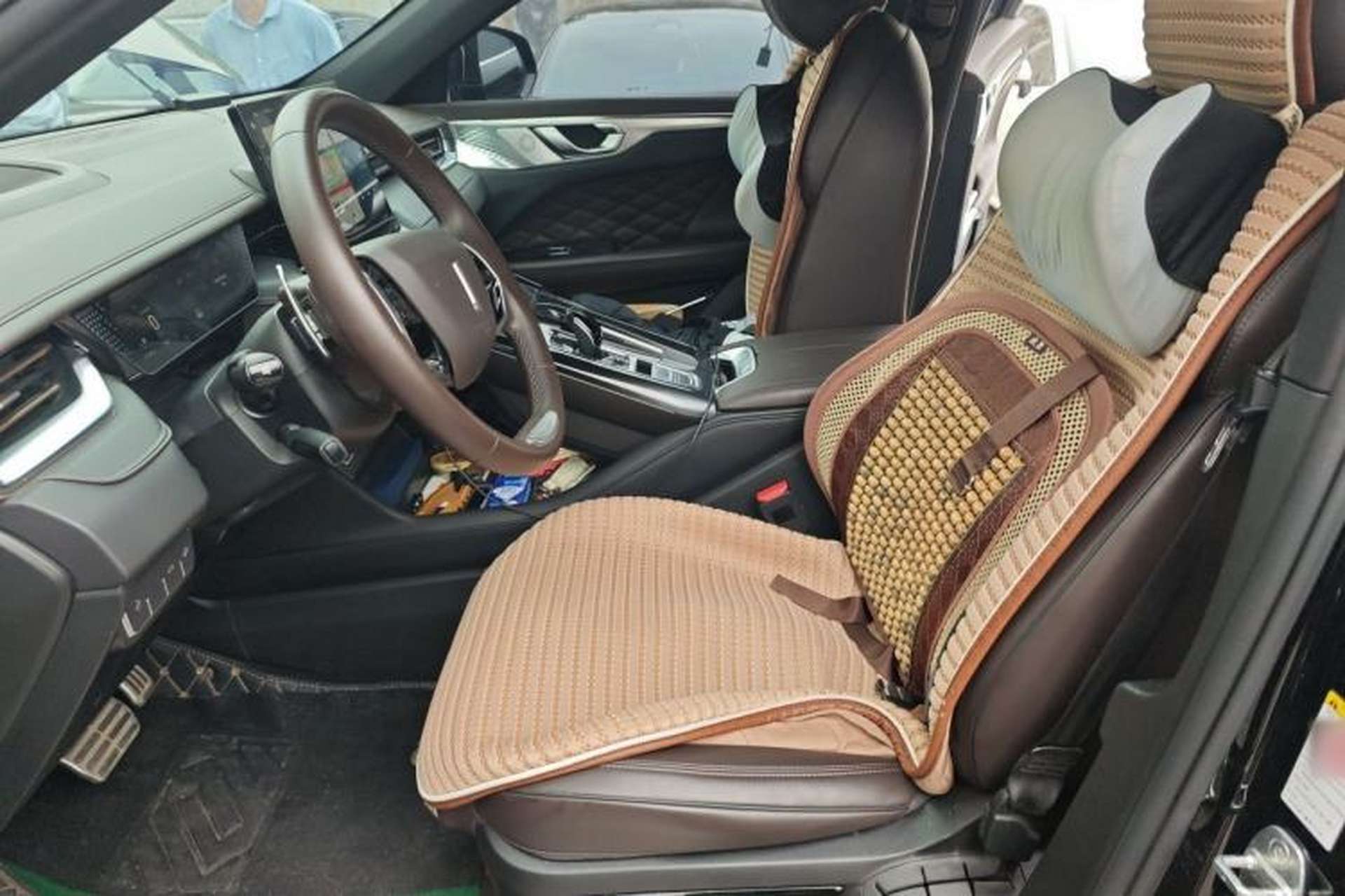 Used Wey Mocha 2021 2.0T Two-Wheel-Drive Ultra-Strong Version Left Front Seat