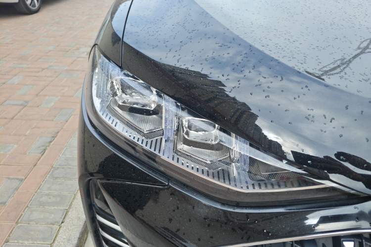 Used Wey Mocha 2021 2.0T Two-Wheel-Drive Ultra-Strong Version Right Front Headlight