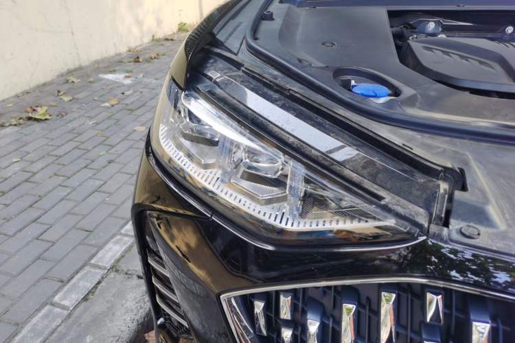 Used Wey Mocha 2021 2.0T Two-Wheel-Drive Premium Edition Right Front Headlight