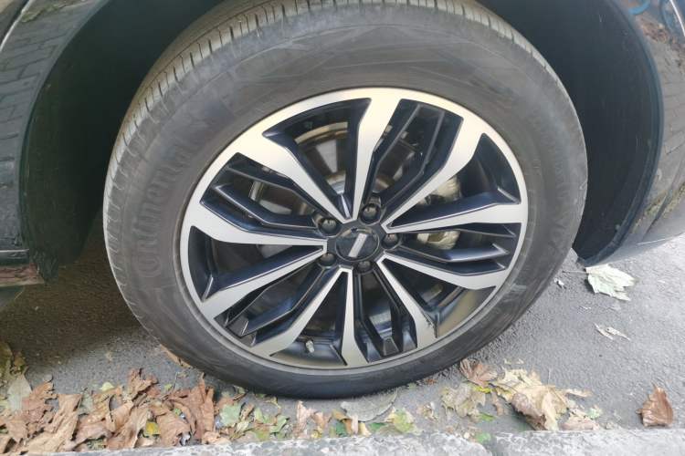 Used Wey Mocha 2021 2.0T Two-Wheel-Drive Premium Edition Right Front Wheel Hub