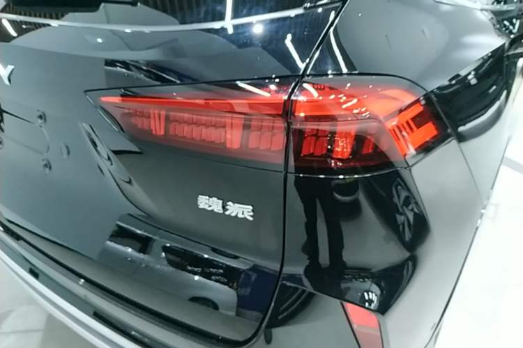 Used Wey Mocha 2021 2.0T Four-Wheel Drive Premium Edition Right Rear Taillight