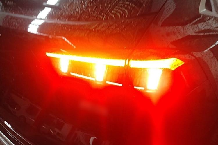 Used Wey Mocha 2021 2.0T Four-Wheel Drive Premium Edition Right Rear Taillight