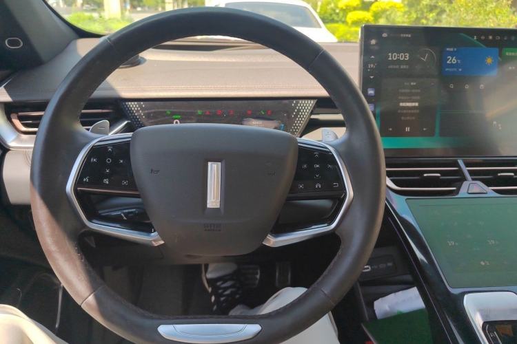 Used Wey Mocha 2021 2.0T Two-Wheel-Drive Premium Edition Steering Wheel