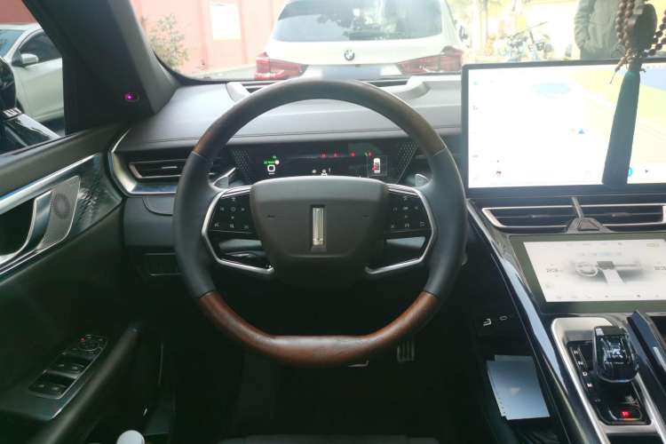 Used Wey Mocha 2021 2.0T Two-Wheel-Drive Premium Edition Steering Wheel