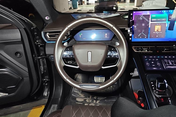 Used Wey Mocha 2021 2.0T Two-Wheel-Drive Premium Edition Steering Wheel