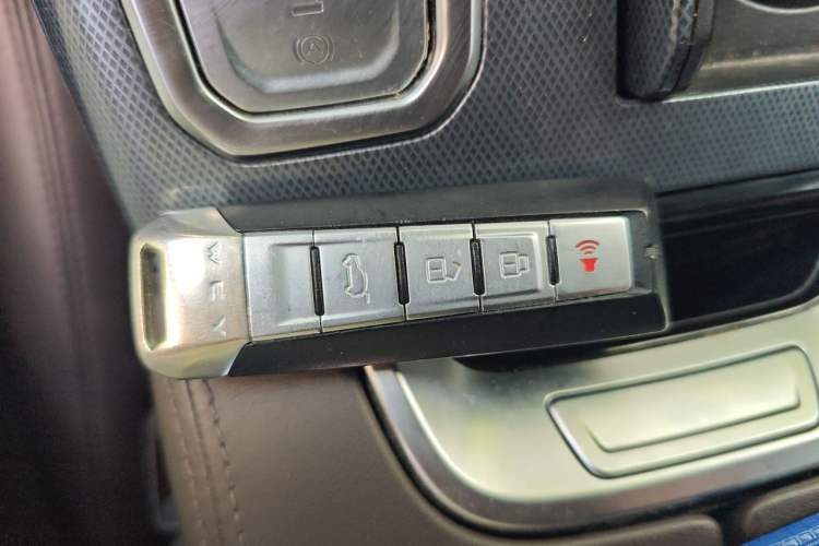 Used Wey Mocha 2021 2.0T Two-Wheel-Drive Premium Edition Vehicle Key